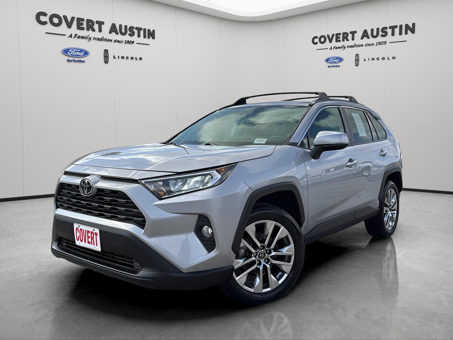 Used 2019 Toyota RAV4 XLE Premium image 1