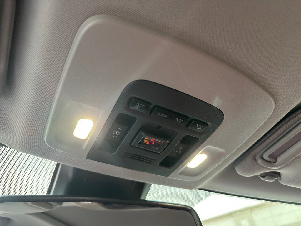 Used 2021 Toyota Camry XSE image 21