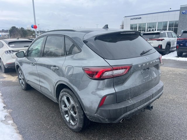 Certified 2025 Ford Escape ST-Line Elite w/ Class II Trailer Tow Package image 2