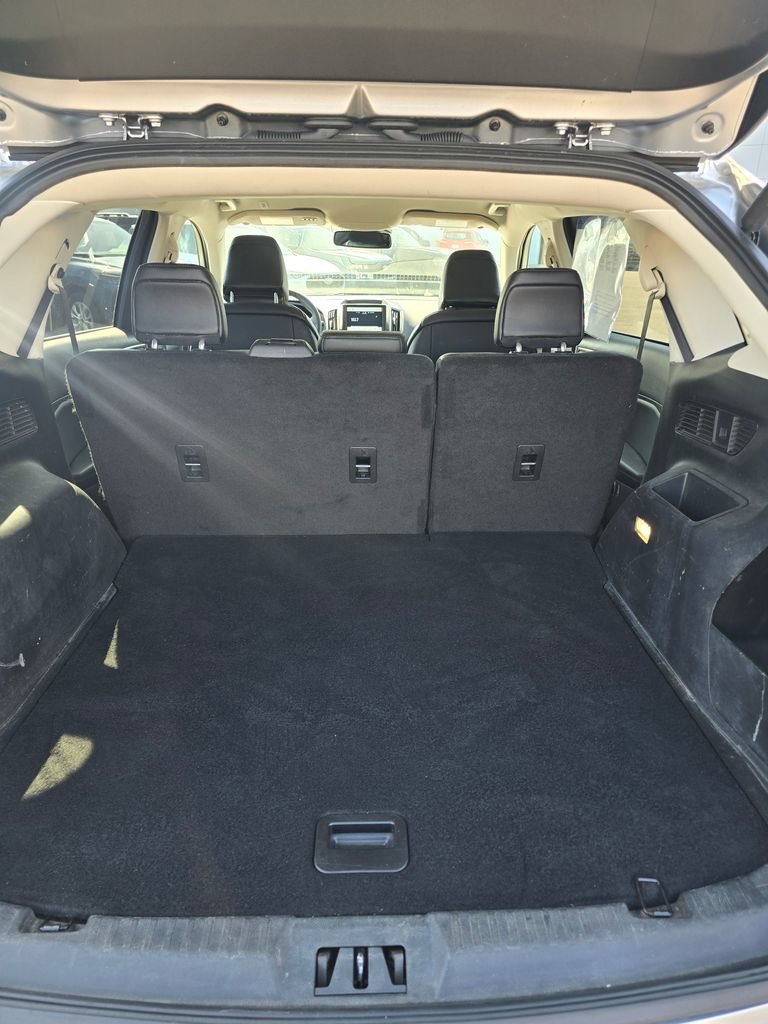 Certified 2024 Ford Edge SEL w/ Convenience Package AWD/4WD image 11