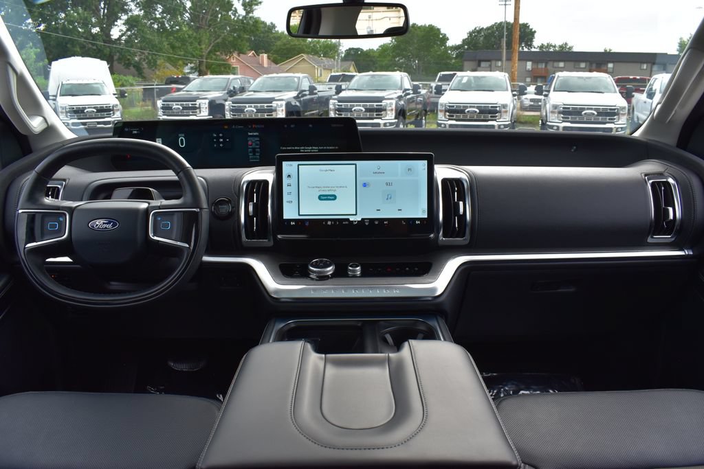 Certified 2025 Ford Expedition Platinum AWD/4WD image 13