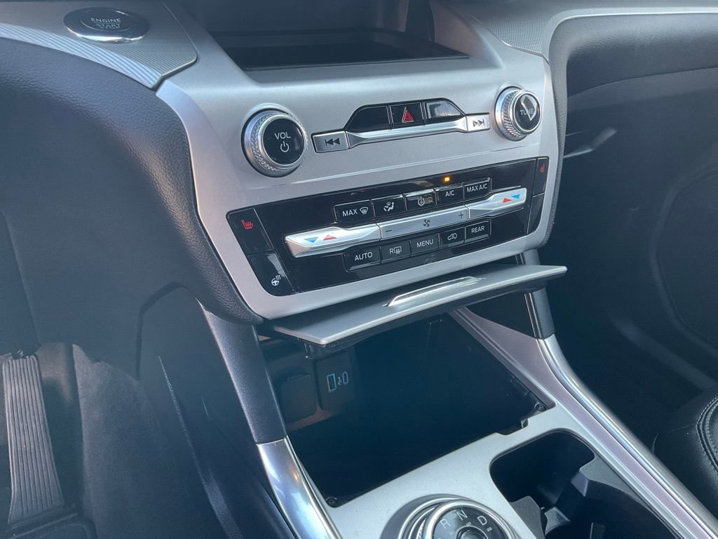 Certified 2022 Ford Explorer XLT w/ Equipment Group 202A image 84