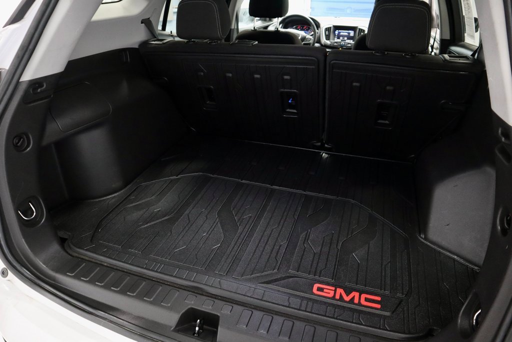 Used 2023 GMC Terrain SLE w/ LPO, Floor Liner Package image 12