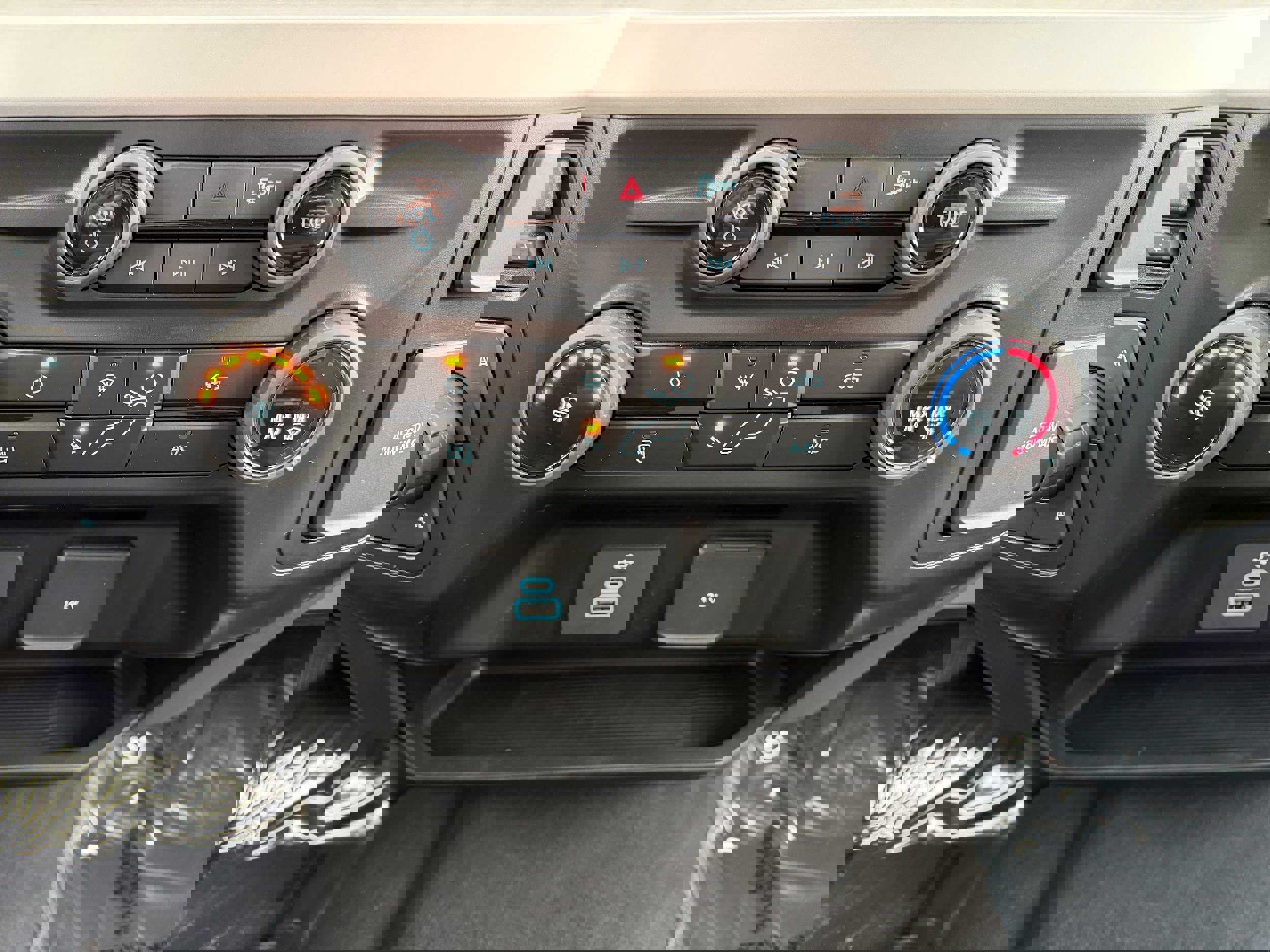 Certified 2025 Ford F250 XLT image 23