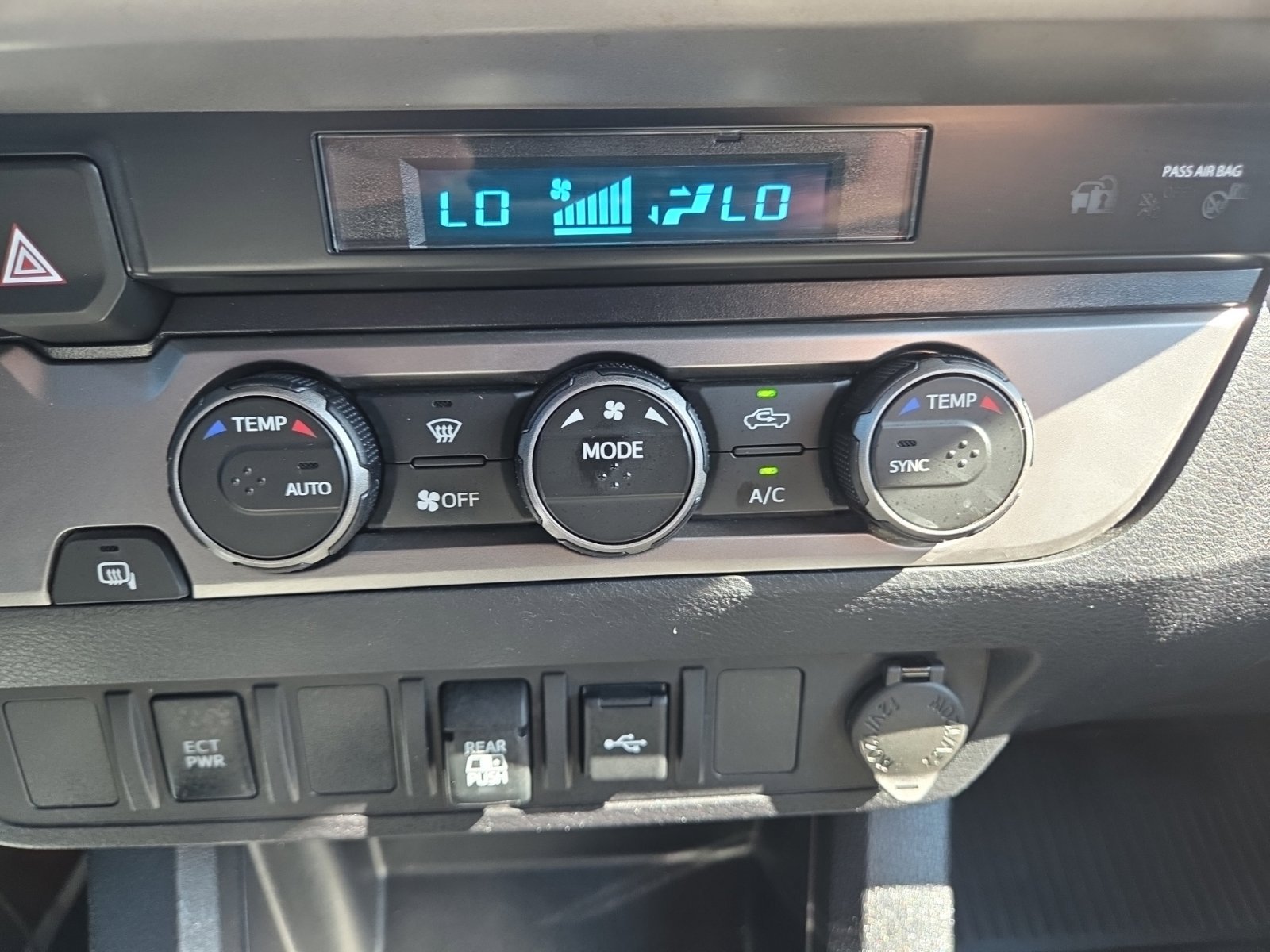 Used 2023 Toyota Tacoma SR5 RWD image 26