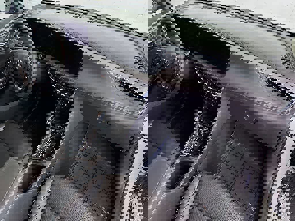 Used 2024 Buick Encore GX Sport Touring w/ Comfort Package image 31