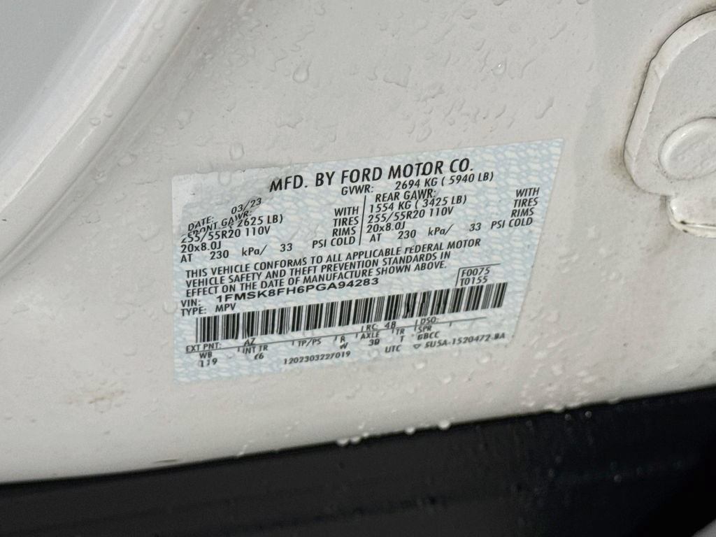 Certified 2023 Ford Explorer Limited w/ Equipment Group 301A AWD/4WD image 35