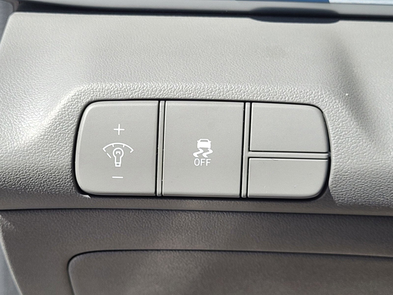 Used 2025 Hyundai Elantra SEL image 22