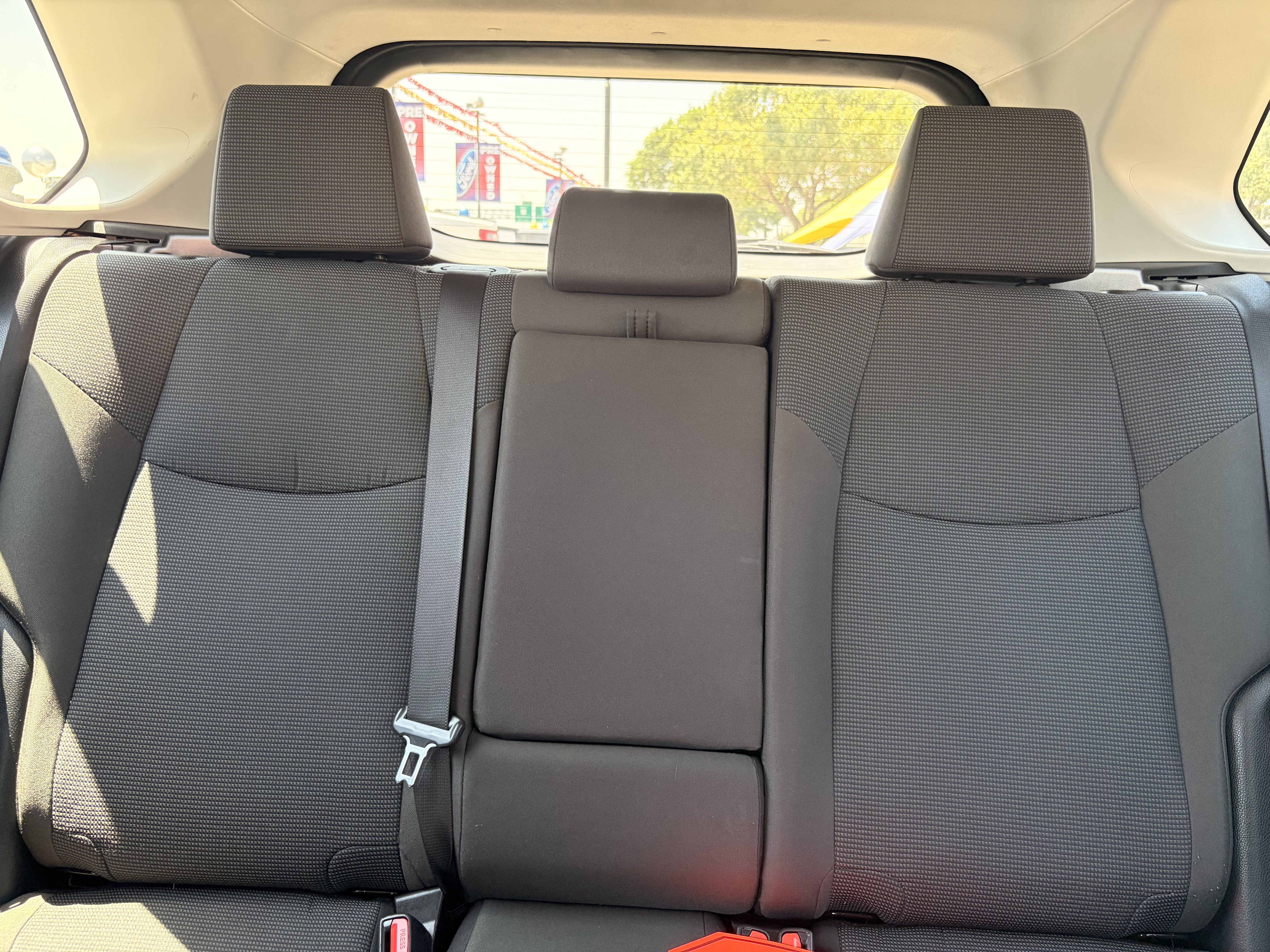 Used 2025 Toyota RAV4 LE AWD/4WD image 12