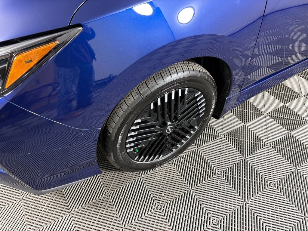 Used 2025 Nissan Leaf SV Plus image 10