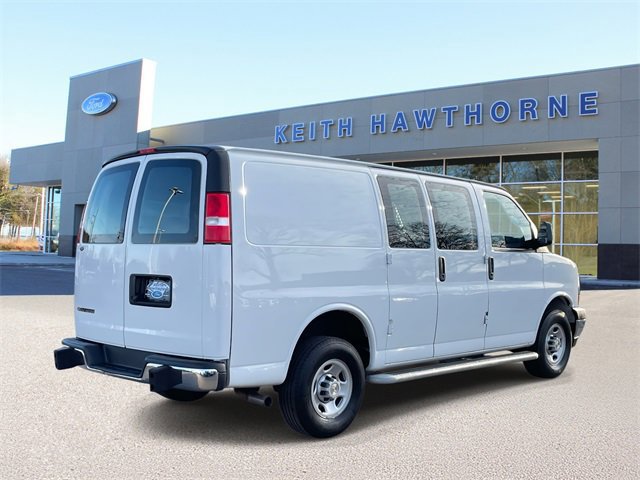 Used 2024 Chevrolet Express 2500 w/ Driver Convenience Package image 4
