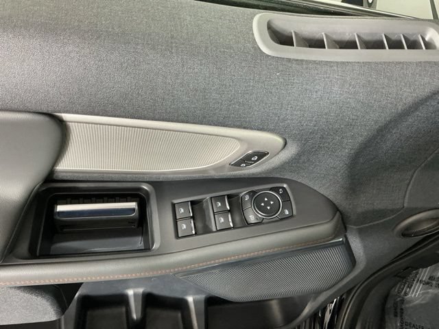 Certified 2025 Ford Expedition Active AWD/4WD image 14