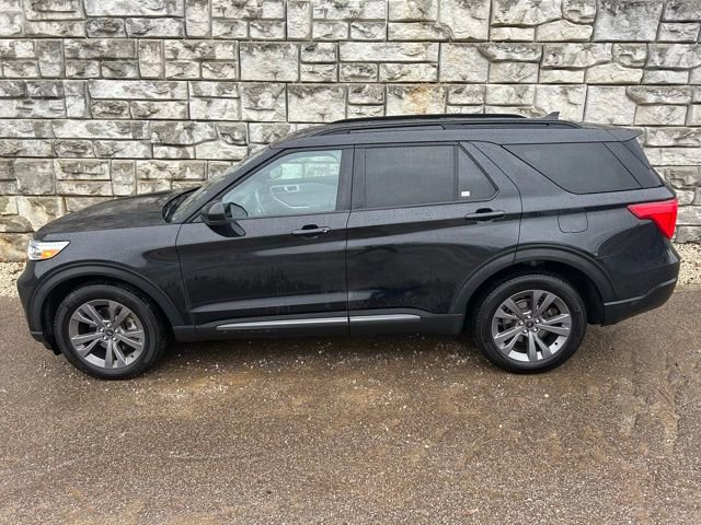 Certified 2023 Ford Explorer XLT w/ Equipment Group 202A image 5