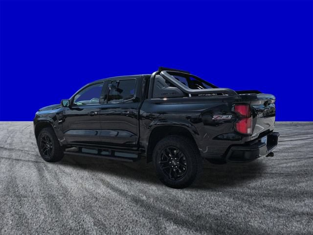 Used 2025 Chevrolet Colorado Z71 w/ Midnight Edition AWD/4WD image 6