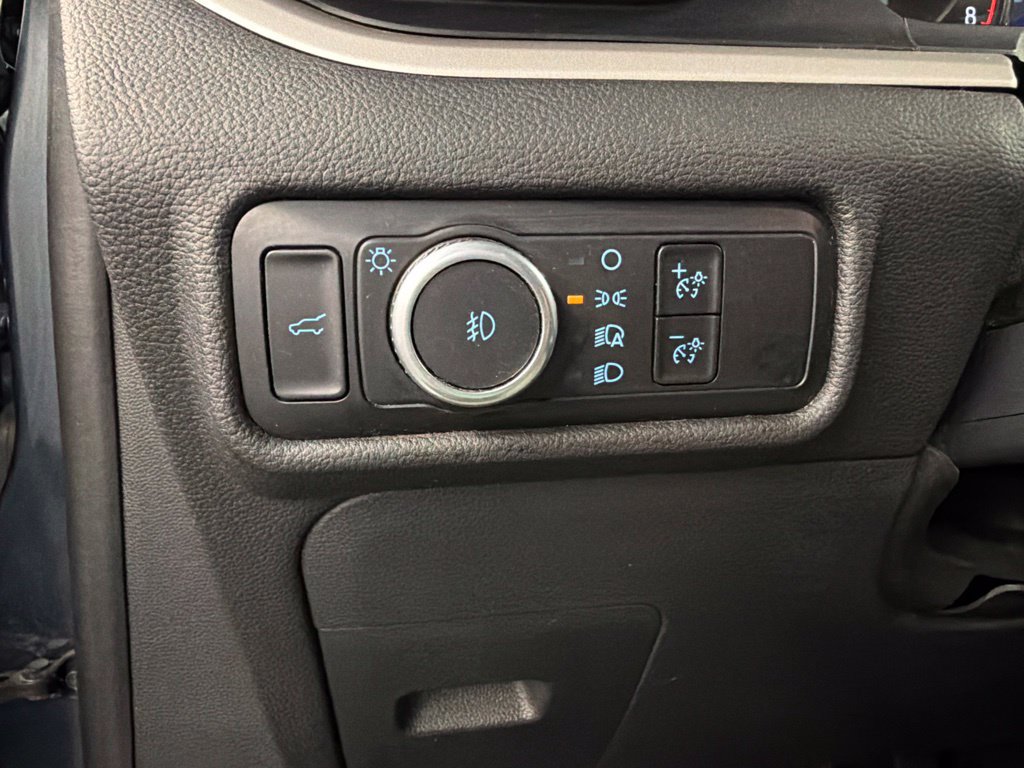 Certified 2023 Ford Explorer XLT w/ Equipment Group 202A AWD/4WD image 25
