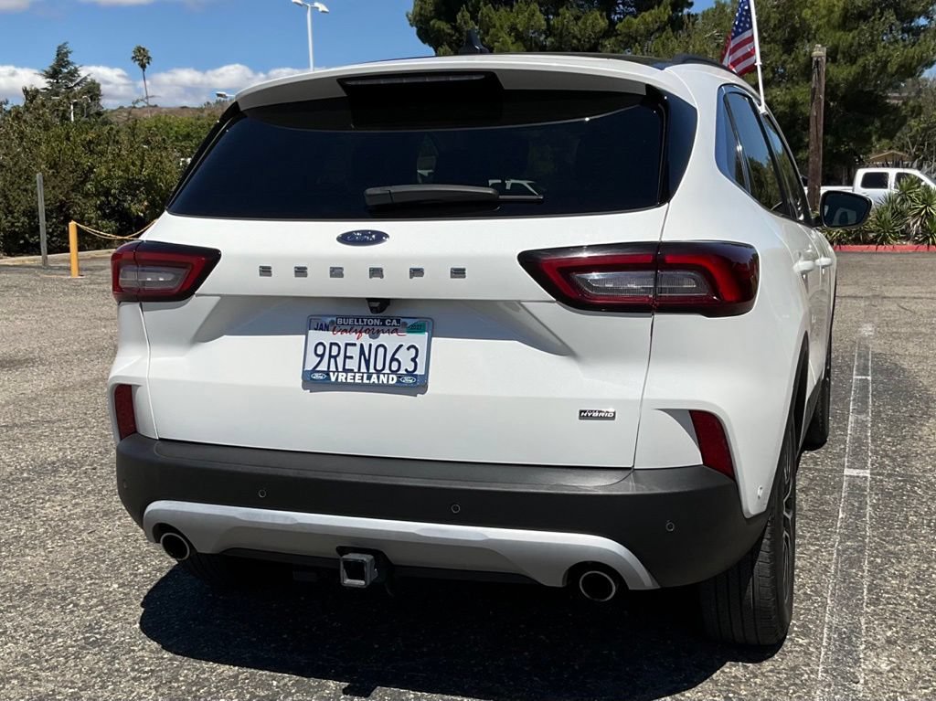 Certified 2024 Ford Escape SE w/ PHEV Premium Package FWD image 50