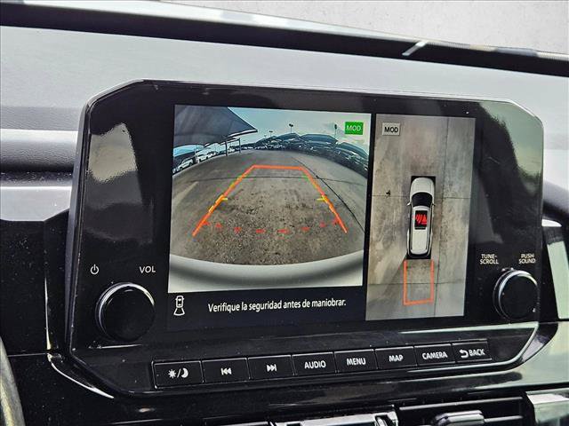 Used 2023 Nissan Pathfinder SL FWD image 13