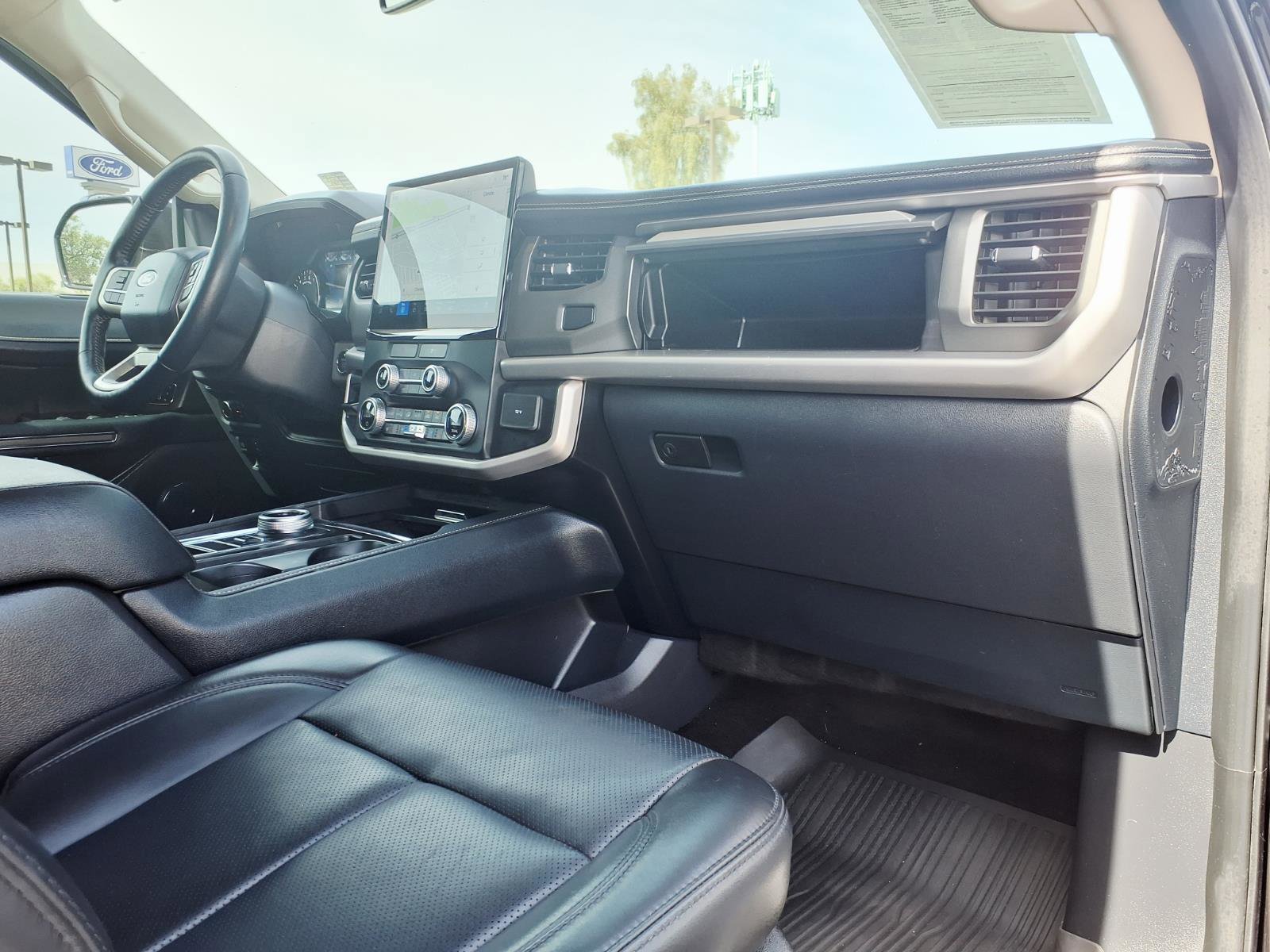 Certified 2023 Ford Expedition XLT RWD image 10