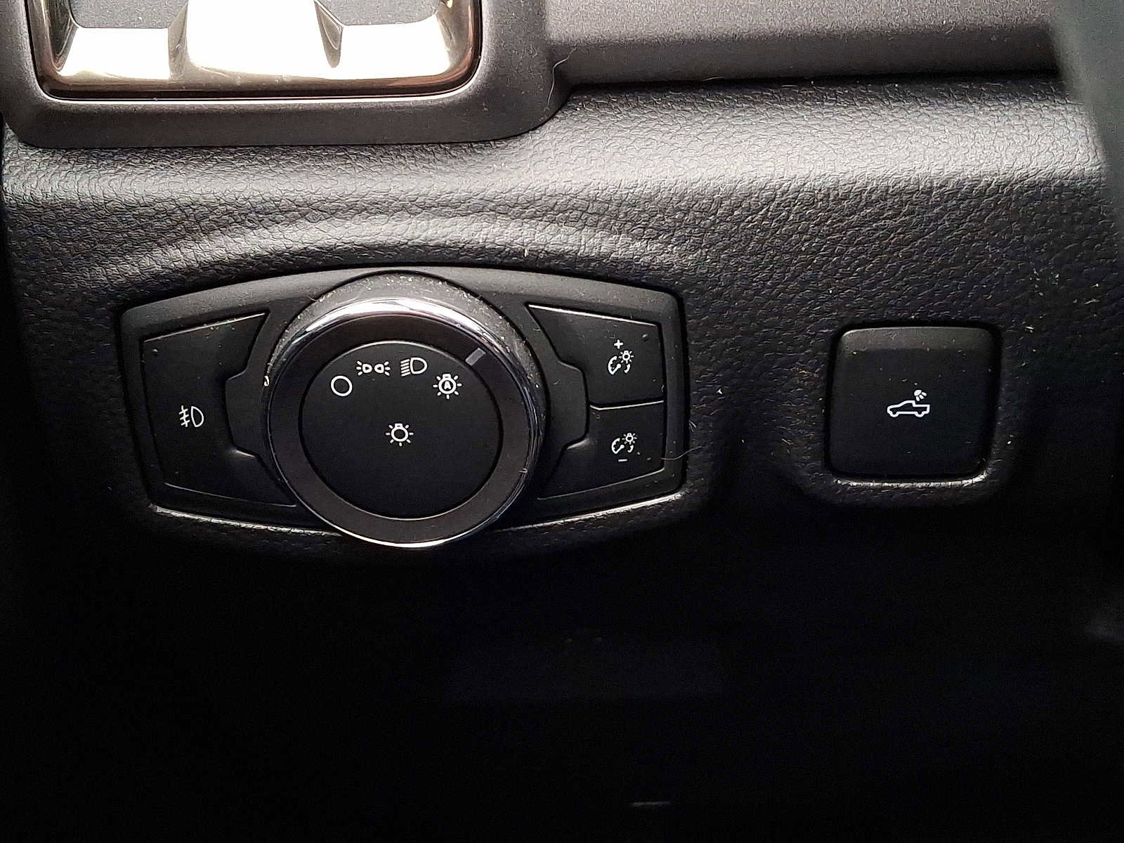 Certified 2019 Ford Ranger XLT w/ Equipment Group 302A Luxury image 23