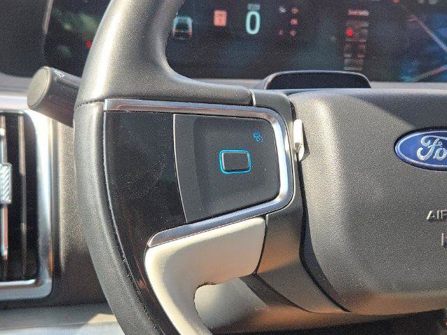 Certified 2025 Ford Expedition Platinum AWD/4WD image 33