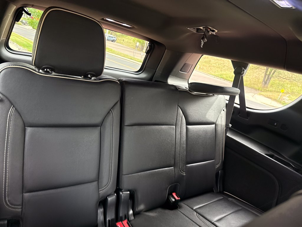 Used 2022 GMC Yukon XL SLT w/ SLT Premium Package AWD/4WD image 27