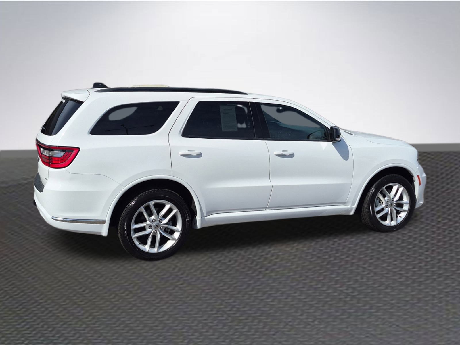 Used 2024 Dodge Durango GT image 4