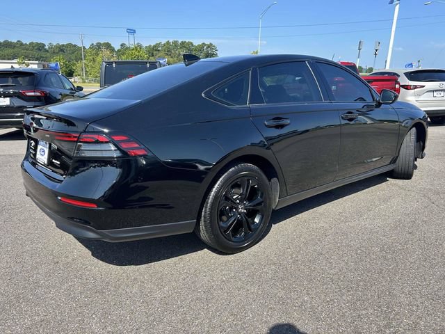 Used 2025 Honda Accord SE image 3