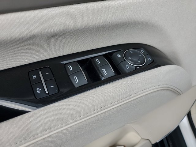 Used 2023 Cadillac Escalade Premium Luxury Platinum image 16