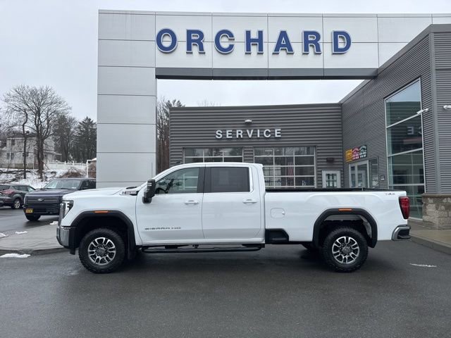 Used 2024 GMC Sierra 3500 SLE w/ SLE Convenience Package AWD/4WD image 2