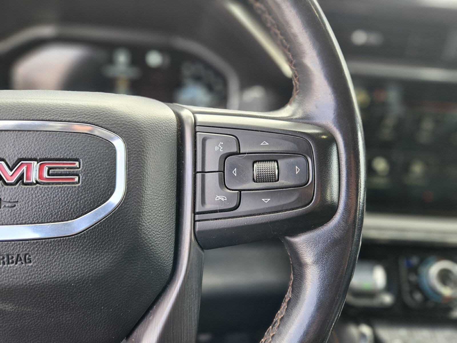 Used 2022 GMC Sierra 1500 AT4 w/ AT4 Premium Package image 25