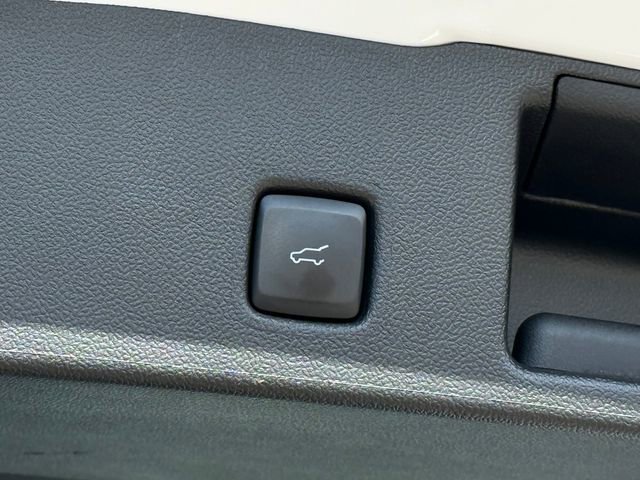 Certified 2022 Ford Escape SEL image 27