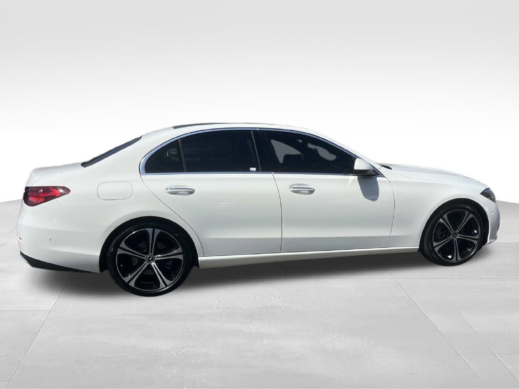 Used 2022 Mercedes-Benz C 300 Sedan image 2
