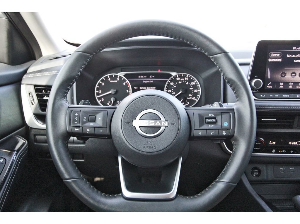 Used 2024 Nissan Rogue SV w/ SV Premium Package FWD image 14