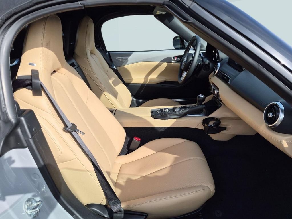 Used 2024 MAZDA MX-5 Miata Grand Touring w/ Weather Package RWD image 25