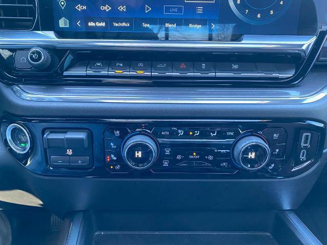 Used 2025 Chevrolet Silverado 1500 High Country image 21