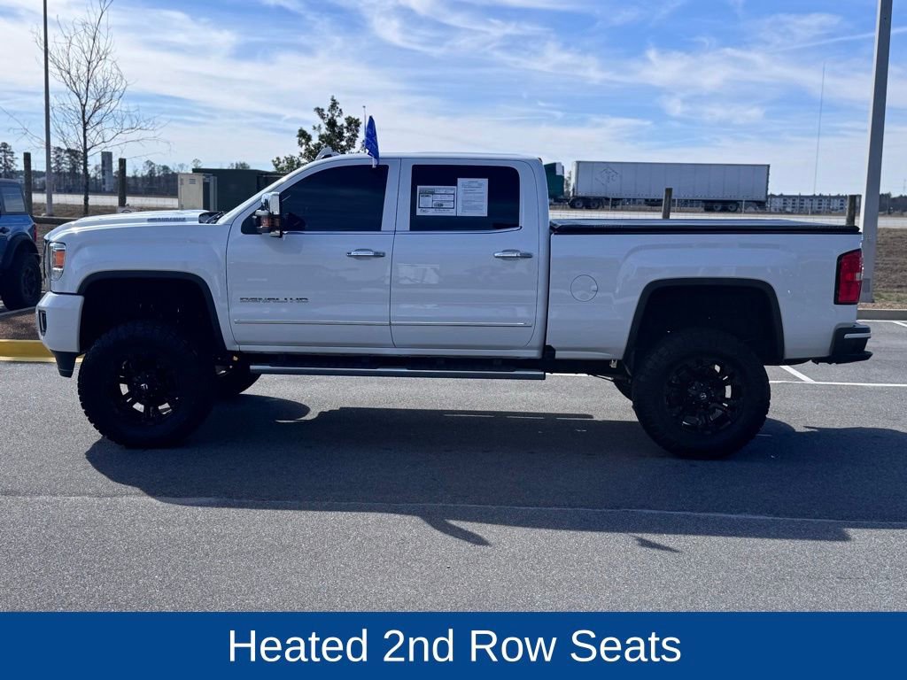 Used 2019 GMC Sierra 2500 Denali w/ Duramax Plus Package image 3