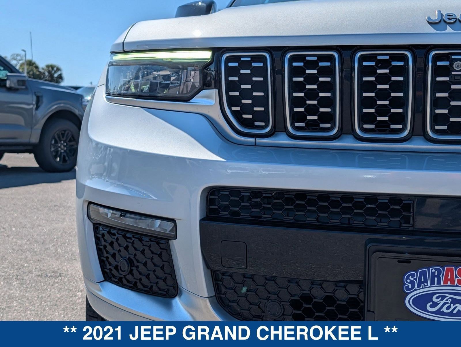 Used 2021 Jeep Grand Cherokee L Summit image 10