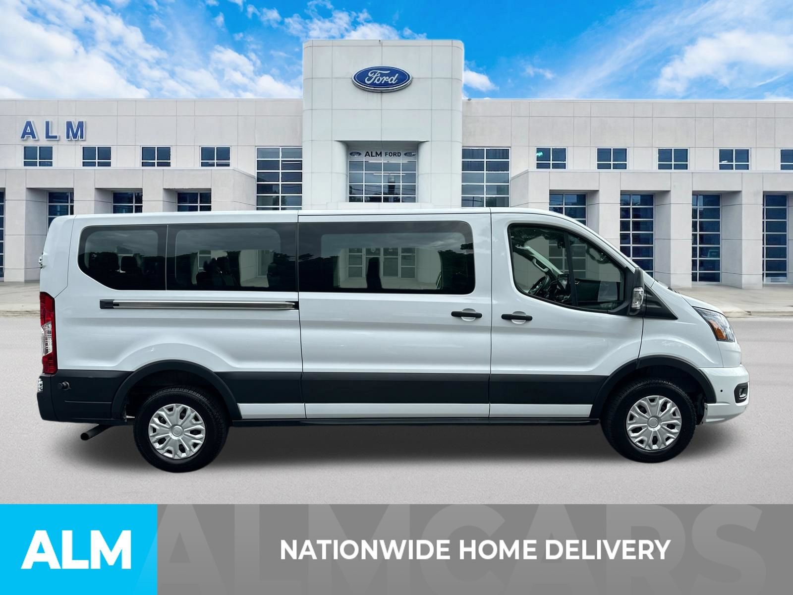 Certified 2024 Ford Transit 350 XLT RWD image 4