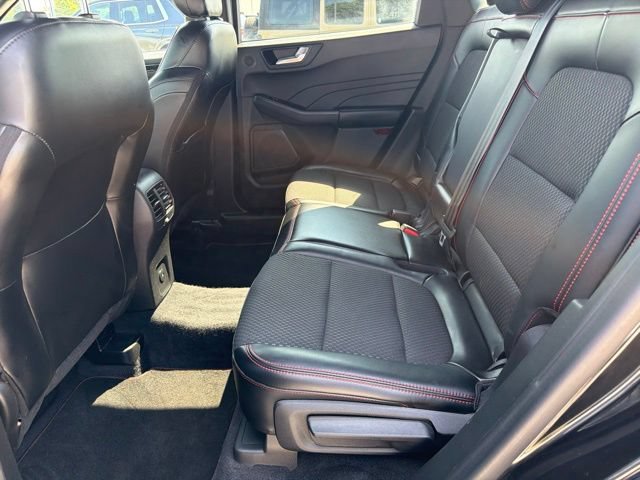 Certified 2023 Ford Escape ST-Line Select w/ Tech Pack #2 AWD/4WD image 16