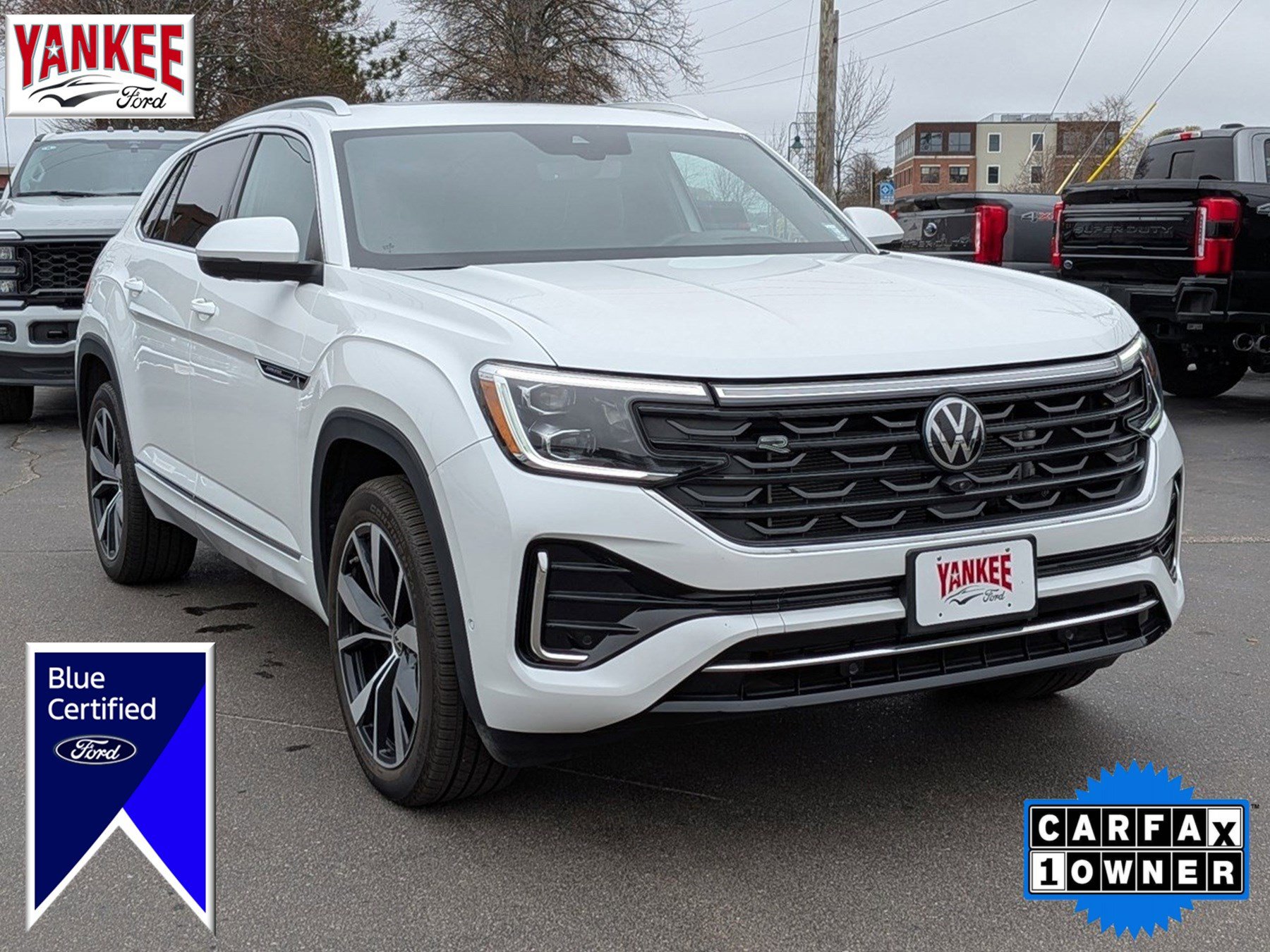 Used 2025 Volkswagen Atlas Cross Sport SEL Premium R-Line