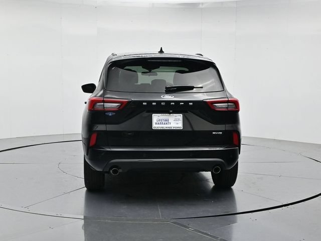 Certified 2024 Ford Escape ST-Line w/ Tech Pack #1 AWD/4WD image 8