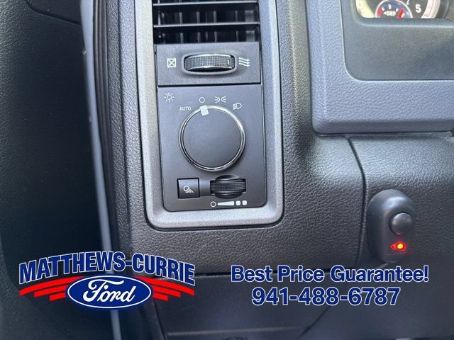 Used 2018 RAM 2500 Tradesman w/ Chrome Appearance Group AWD/4WD image 24