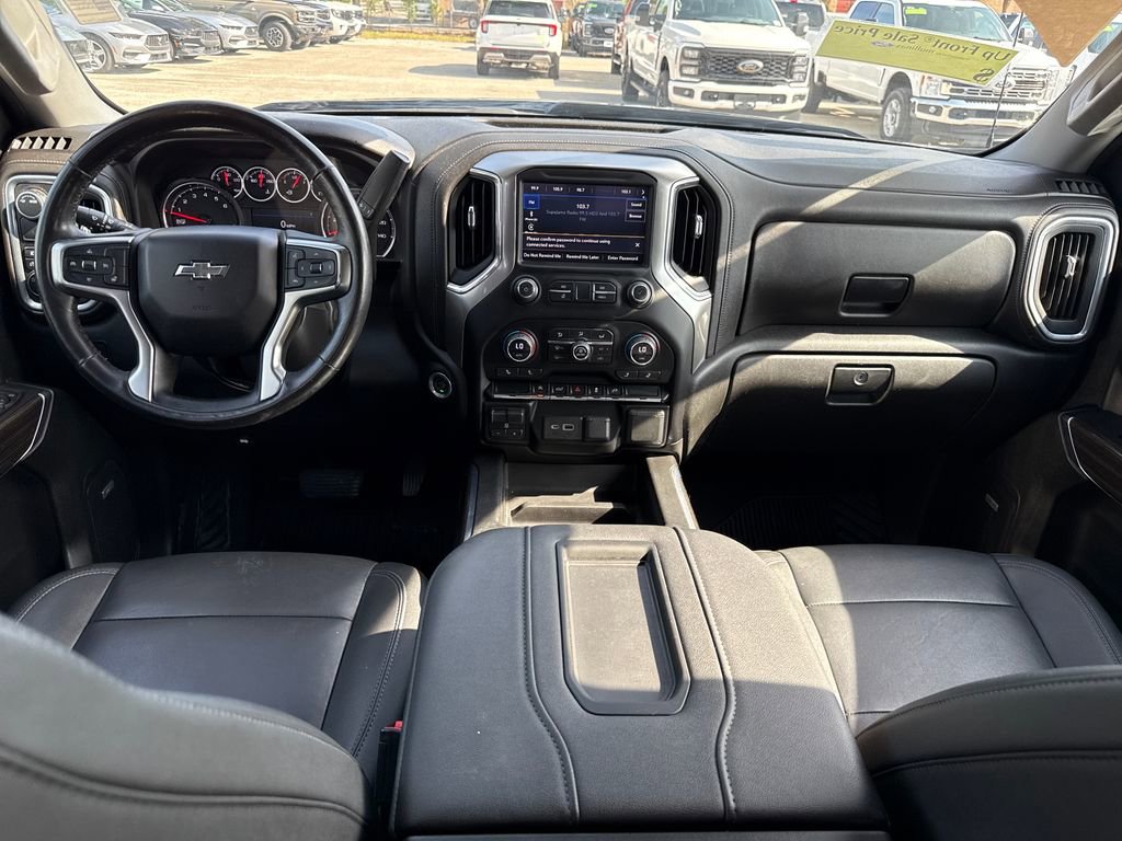 Used 2022 Chevrolet Silverado 1500 RST w/ Convenience Package II image 5