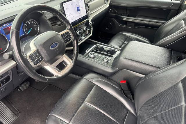 Certified 2024 Ford Expedition XLT AWD/4WD image 3