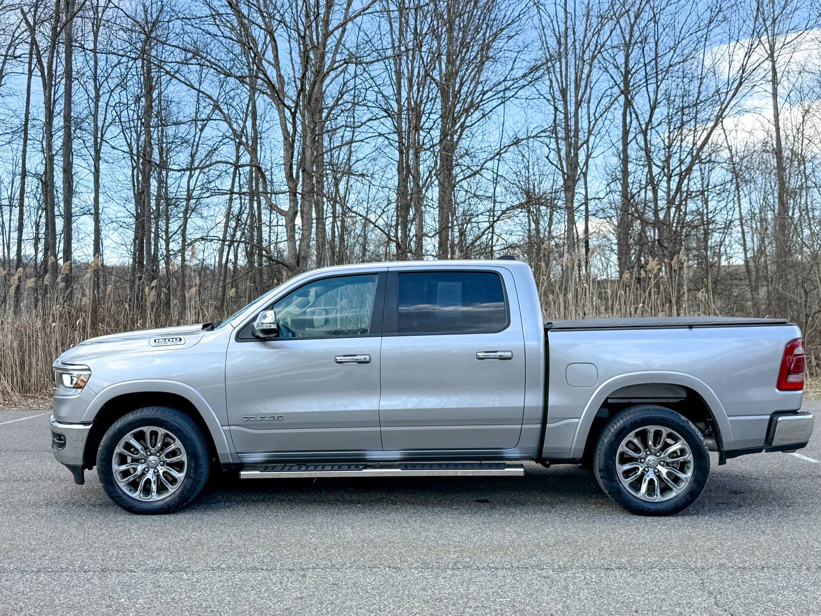 Used 2021 RAM 1500 Laramie AWD/4WD image 9