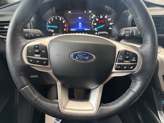 Certified 2022 Ford Explorer XLT w/ Equipment Group 202A image 29