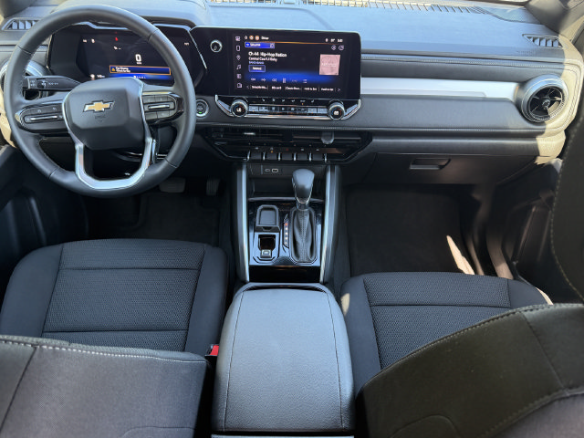 Used 2026 Chevrolet Colorado LT RWD image 25