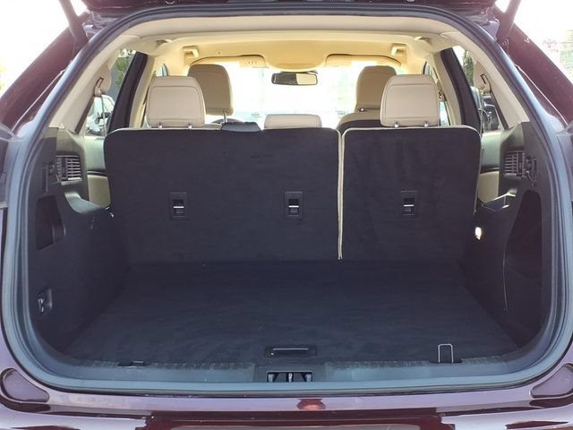 Certified 2024 Ford Edge SEL w/ Convenience Package AWD/4WD image 9