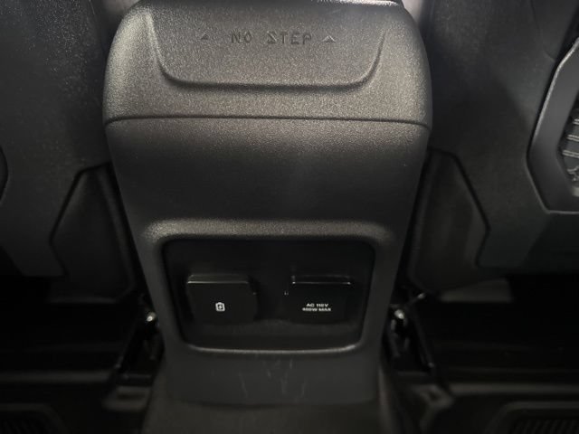 Certified 2025 Ford Bronco Stroppe Edition AWD/4WD image 13