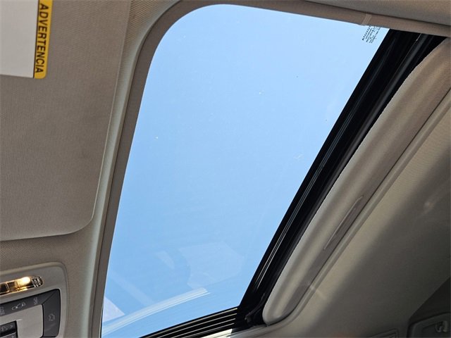 Used 2023 Toyota Sienna XLE image 13